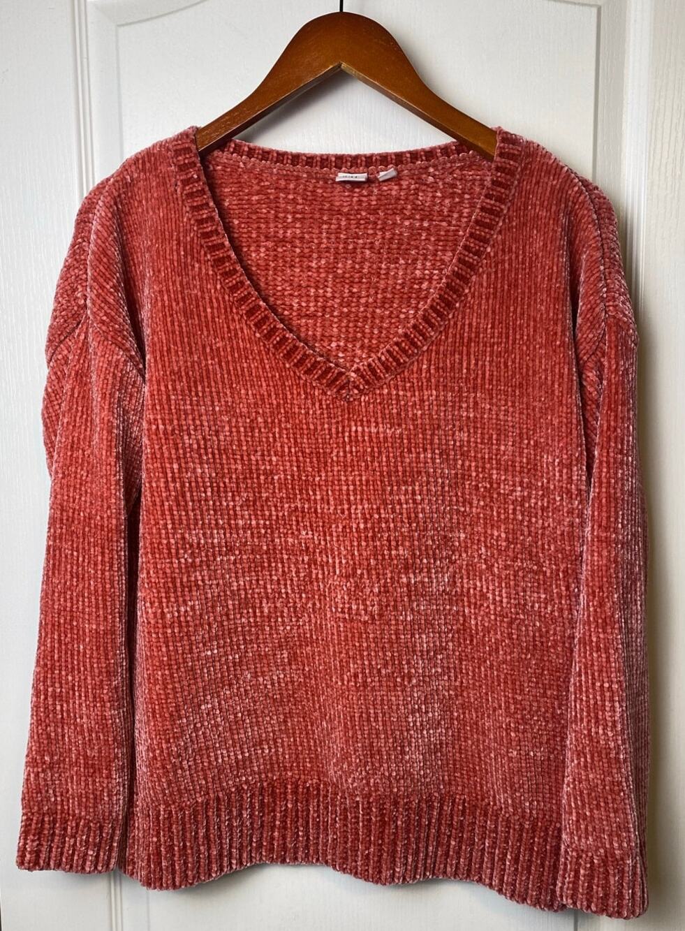 Gap Light Red Chenille V-Neck Pullover Sweater Women's Size Small